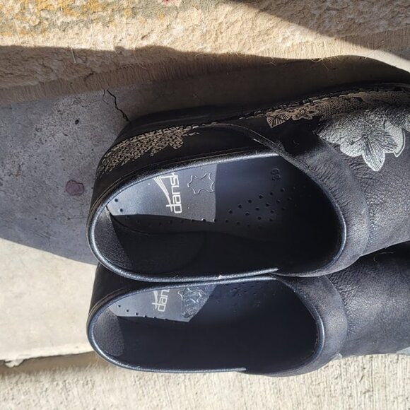 Dansko black clog - Picture 2 of 3